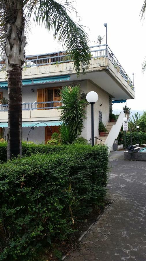 Lovely Apartment Mascali Exterior foto